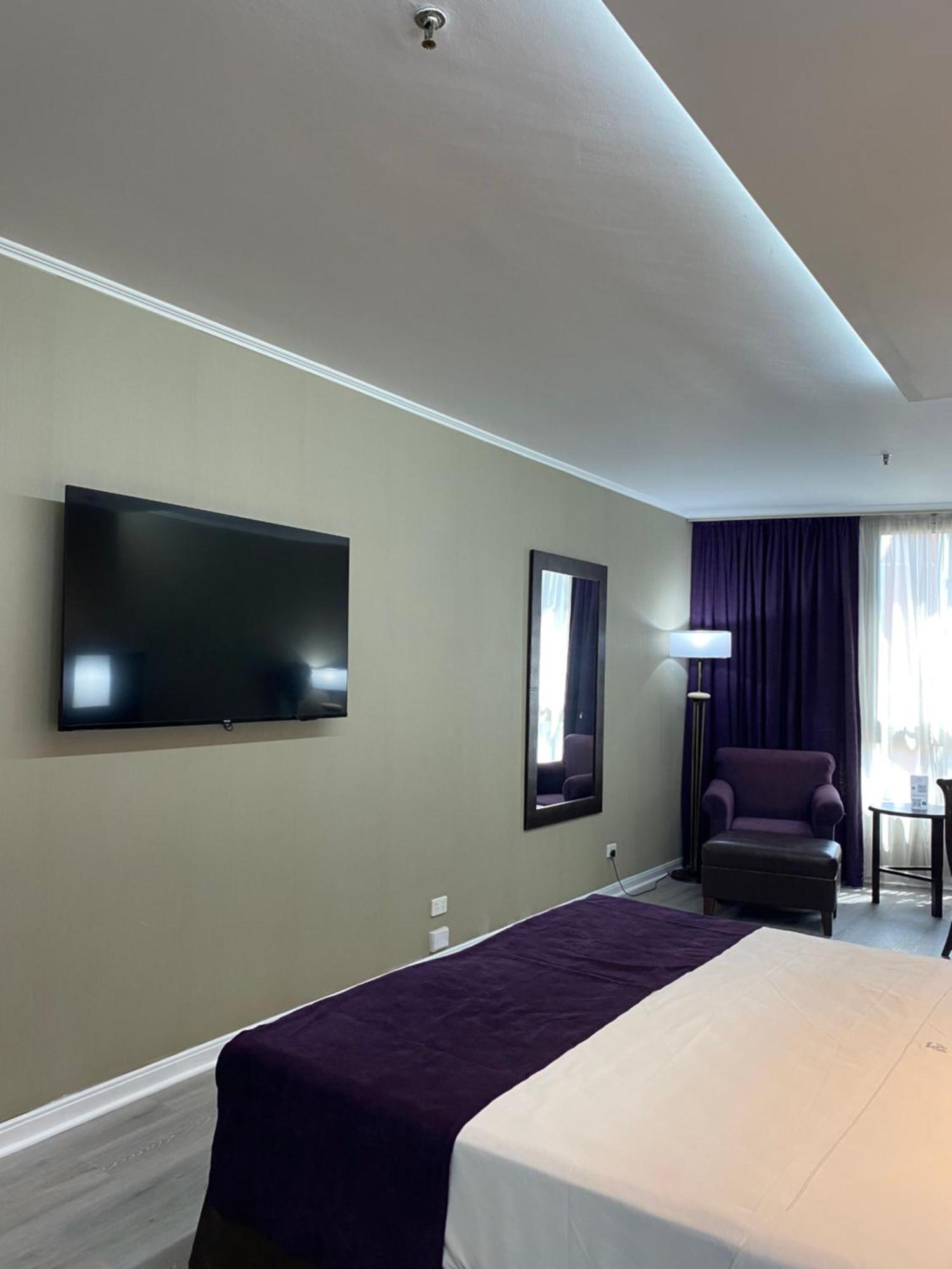 Howard Johnson Plaza Florida Street Hotel 4*