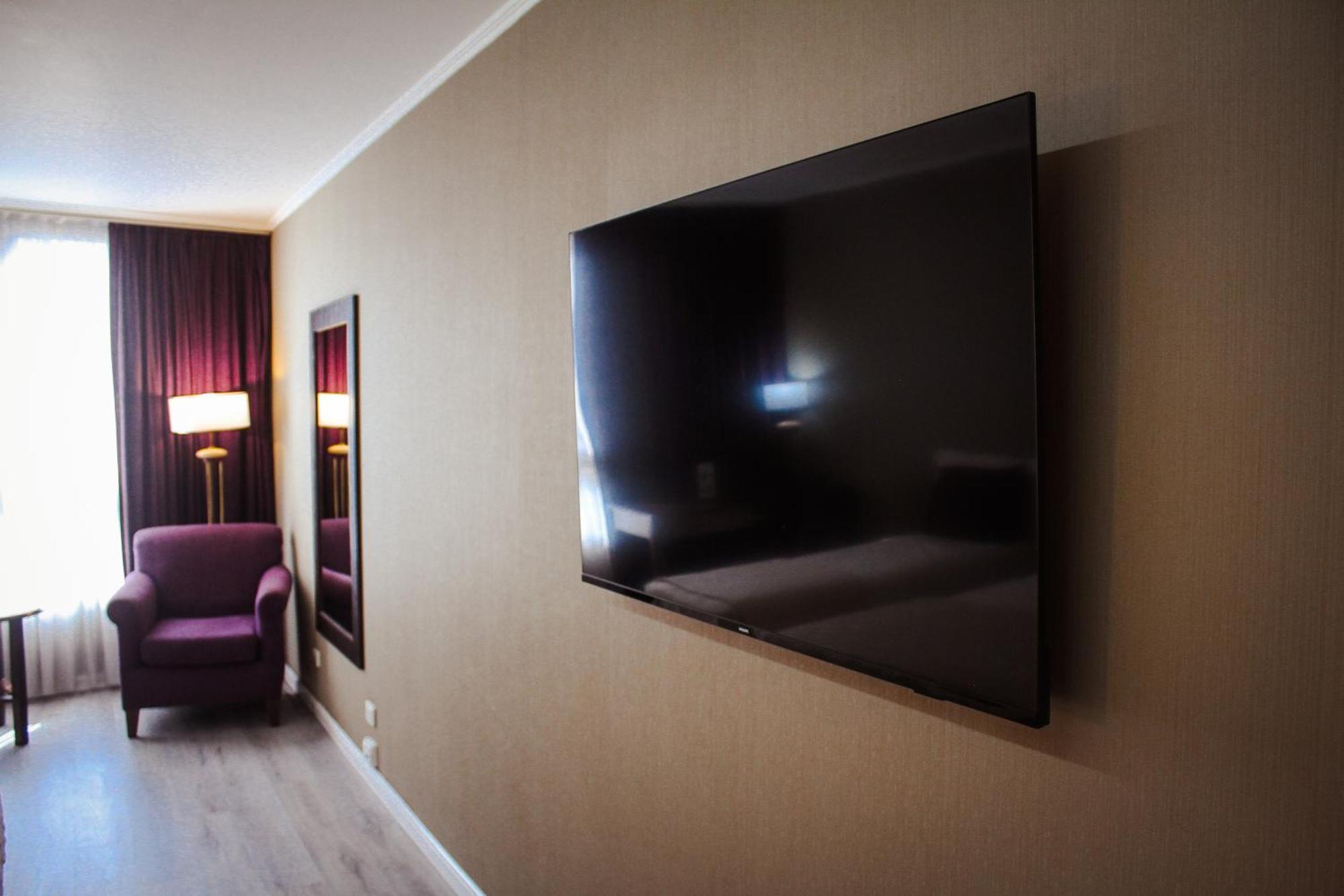 Howard Johnson Plaza Florida Street 4*
