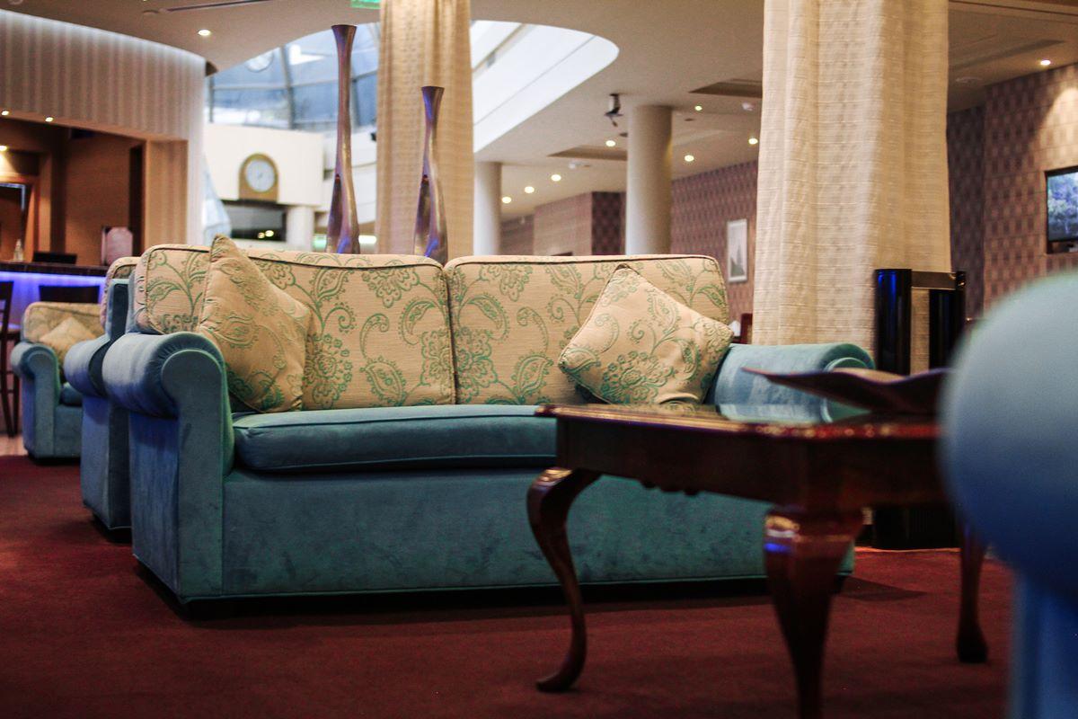 Howard Johnson Plaza Florida Street Hotel